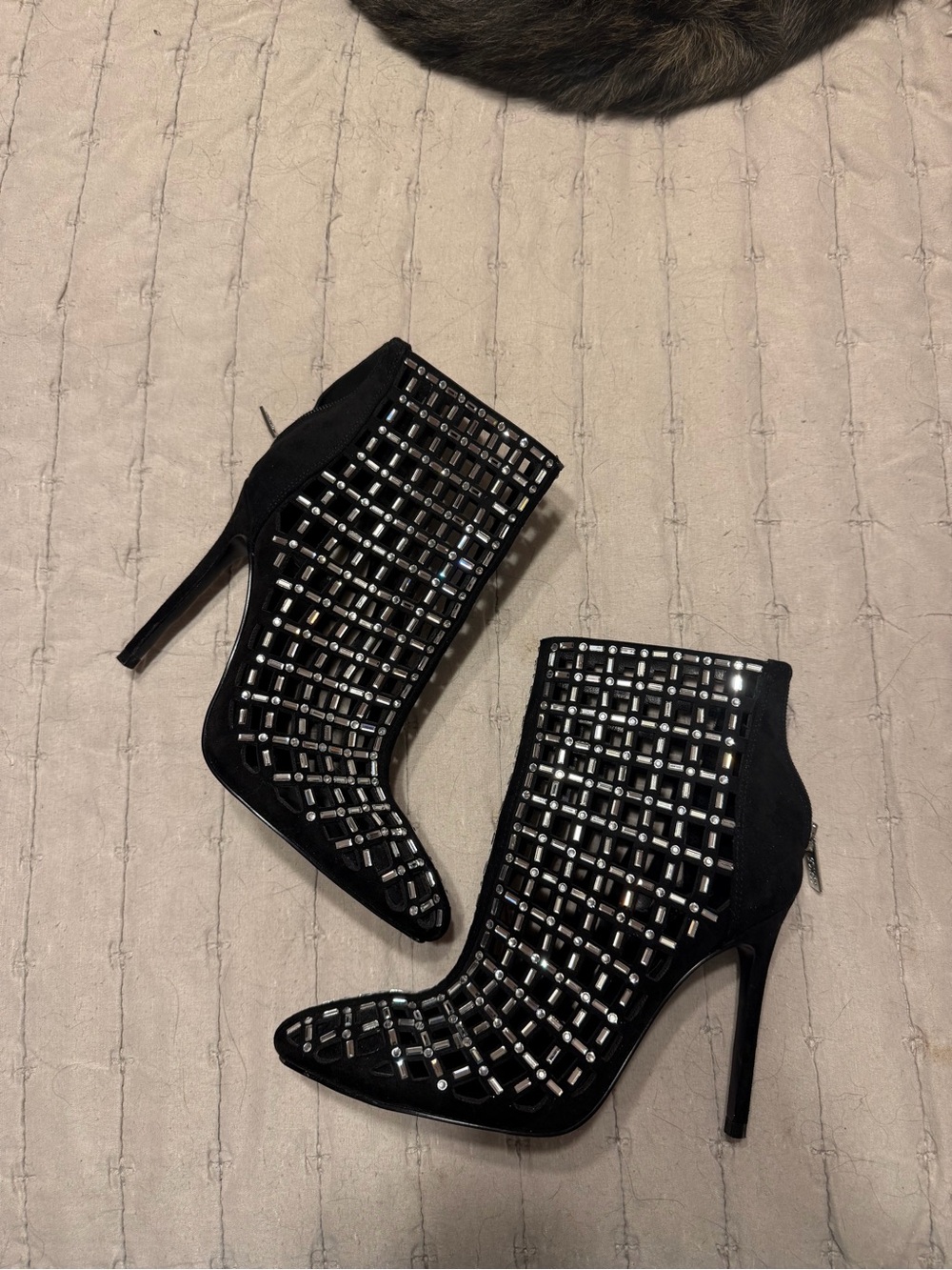 Guess Black Studded Suede Pointed Toe Ankle Heels